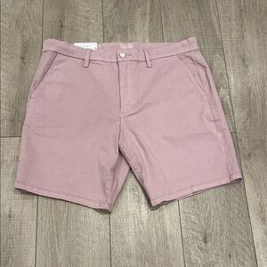 Joe’s New With Tags Classic Rose Color  Flat Front Men's Shorts Size 34